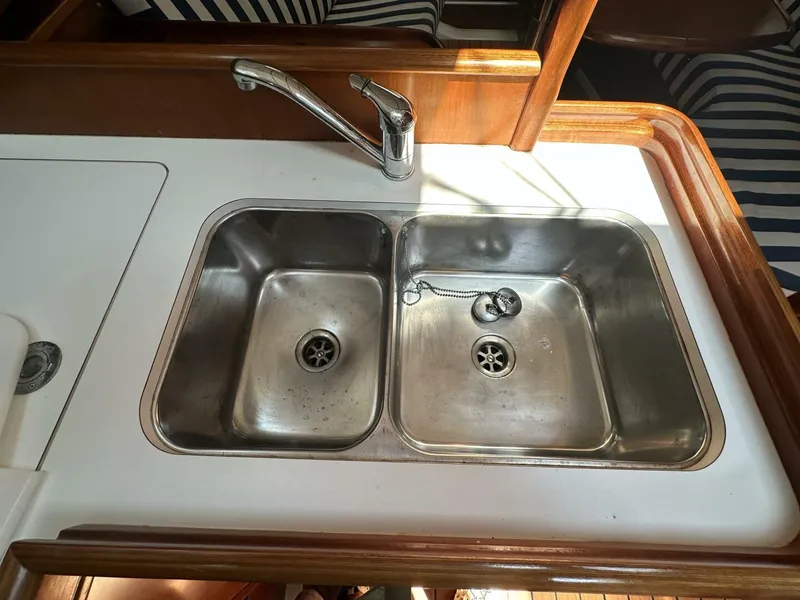 Slide: The Image of Beneteau 33 2004 - 5653360