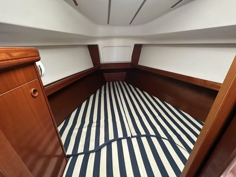 Slide: The Image of Beneteau 33 2004 - 5653363