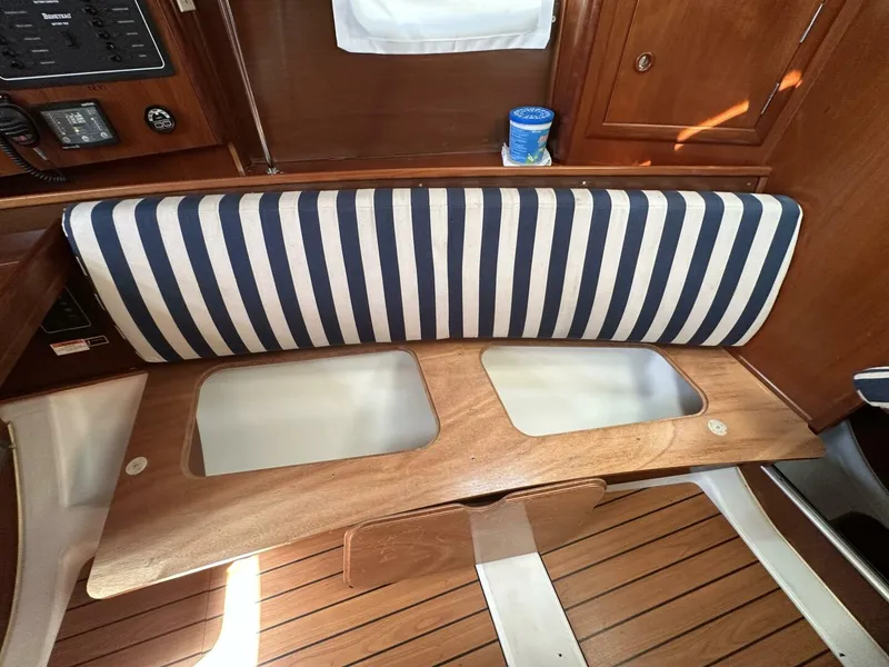 Slide: The Image of Beneteau 33 2004 - 5653366