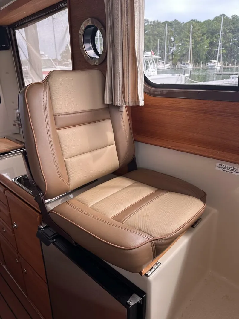 Slide: The Image of Ranger Tug R27 2021 - 5649419