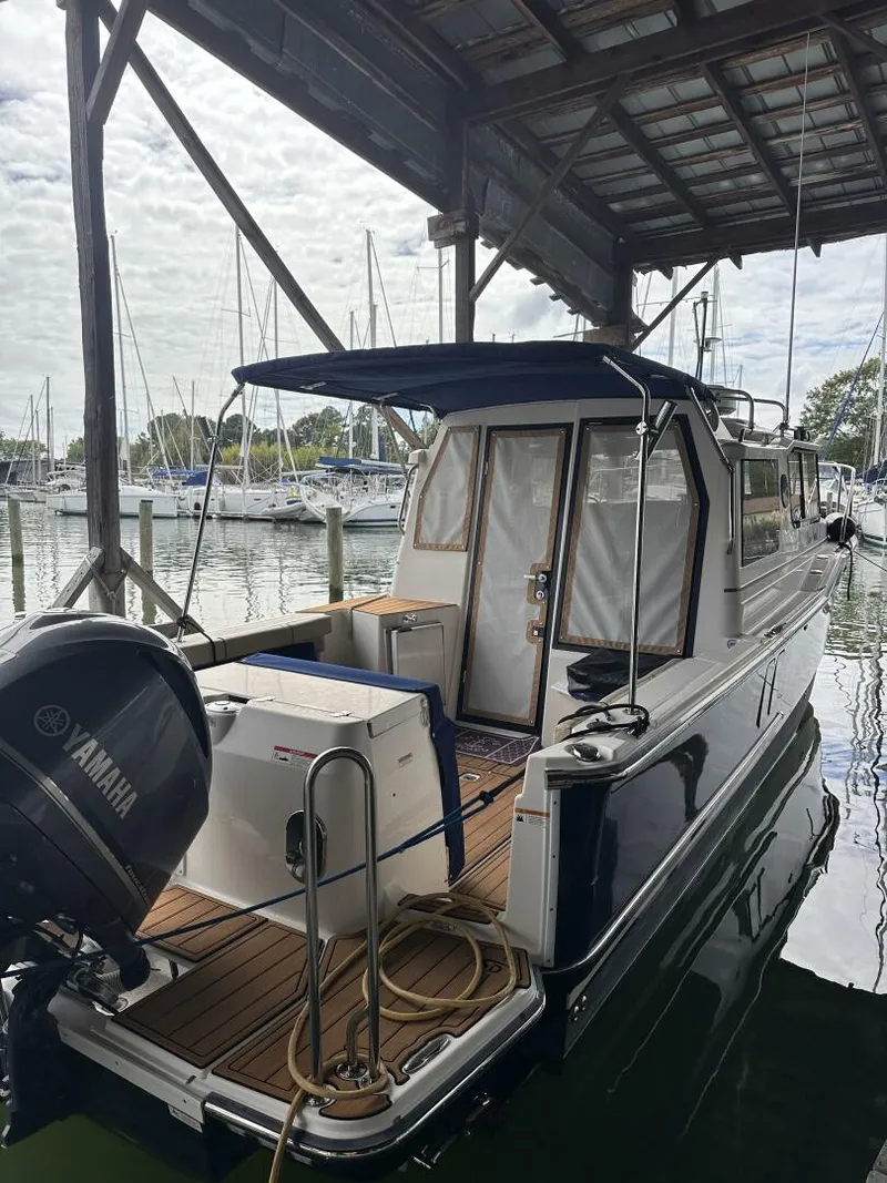 Slide: The Image of Ranger Tug R27 2021 - 5649409