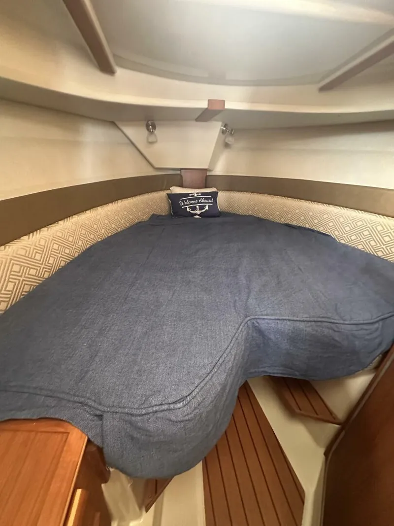 Slide: The Image of Ranger Tug R27 2021 - 5649414