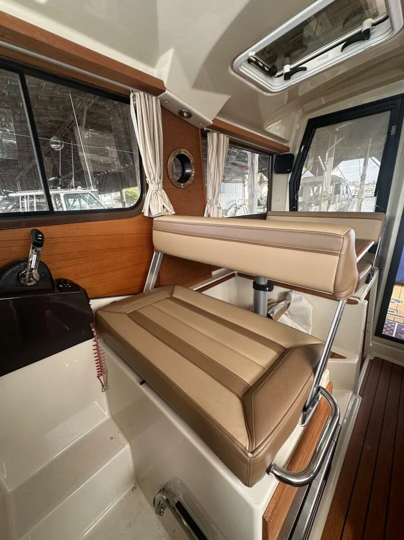 Slide: The Image of Ranger Tug R27 2021 - 5649417