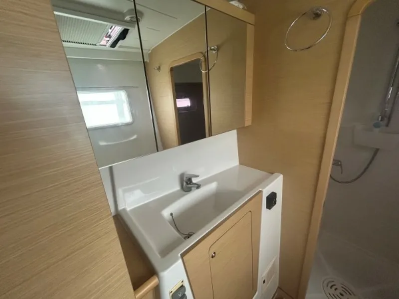 Slide: The Image of Used Sail Catamaran for sale 2011 Lagoon 400 - HALLDIS - 5649463