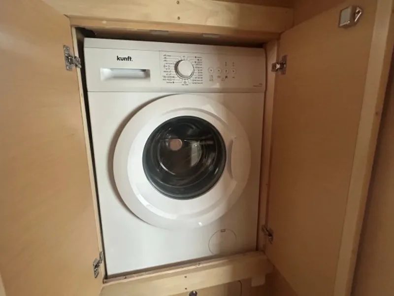 Slide: The Image of Used Sail Catamaran for sale 2011 Lagoon 400 - HALLDIS - 5649465