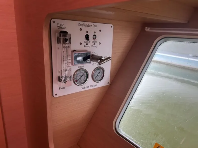 Slide: The Image of Used Sail Catamaran for sale 2011 Lagoon 400 - HALLDIS - 5649477