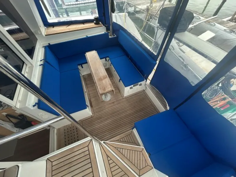 Slide: The Image of Used Sail Catamaran for sale 2011 Lagoon 400 - HALLDIS - 5649460