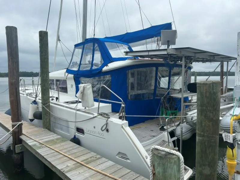 Slide: The Image of Used Sail Catamaran for sale 2011 Lagoon 400 - HALLDIS - 5649493