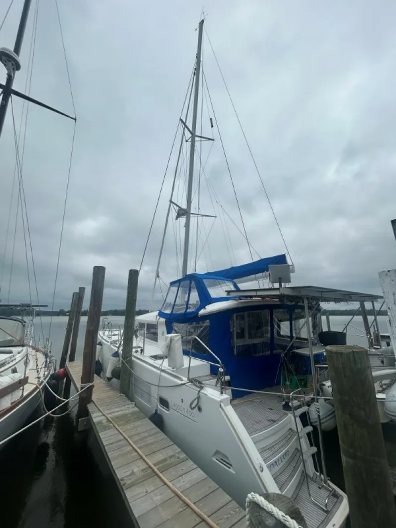 Slide: The Image of Used Sail Catamaran for sale 2011 Lagoon 400 - HALLDIS - 5649494