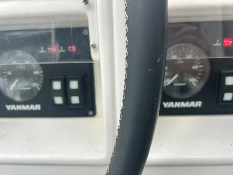 Slide: The Image of Used Sail Catamaran for sale 2011 Lagoon 400 - HALLDIS - 5649482