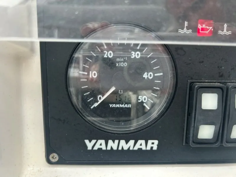 Slide: The Image of Used Sail Catamaran for sale 2011 Lagoon 400 - HALLDIS - 5649484