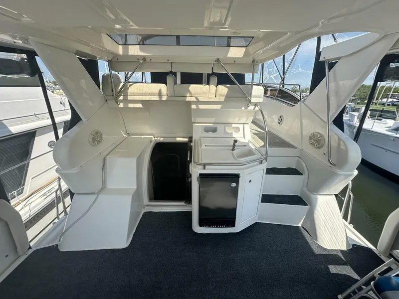 Slide: The Image of Silverton 422 Motor Yacht 1997 - 5784815