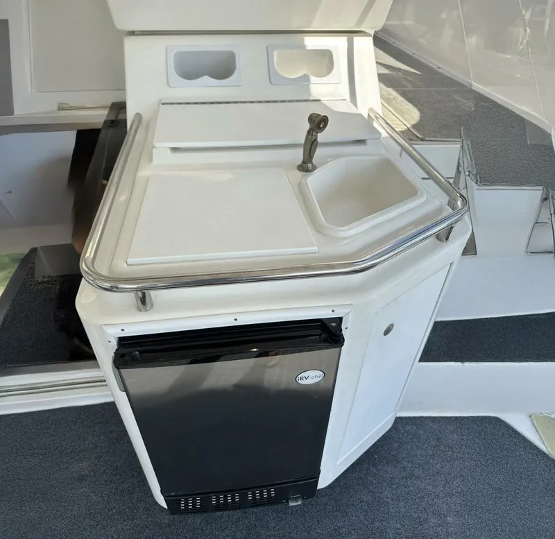 Slide: The Image of Silverton 422 Motor Yacht 1997 - 5784816