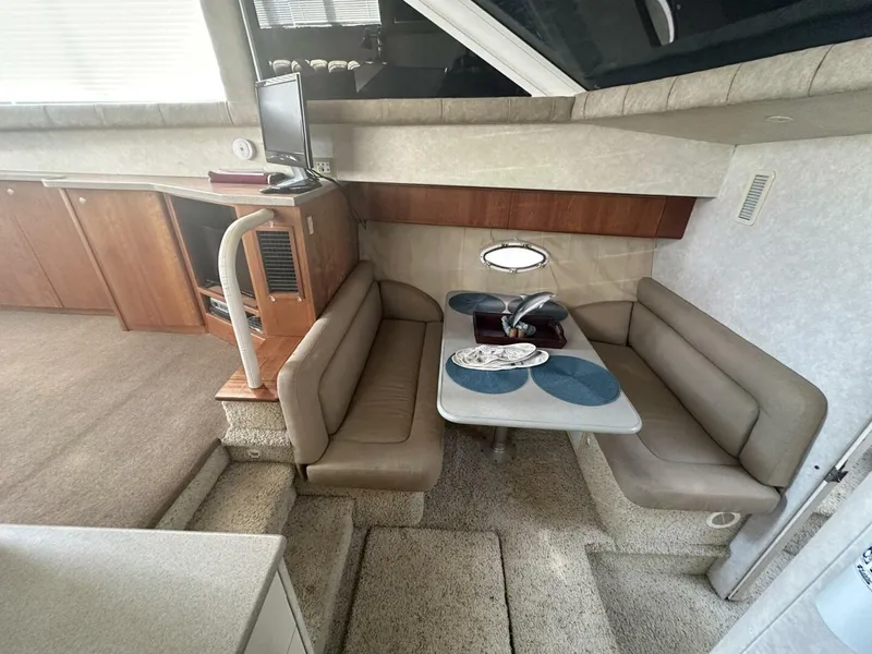 Slide: The Image of Silverton 422 Motor Yacht 1997 - 5784807