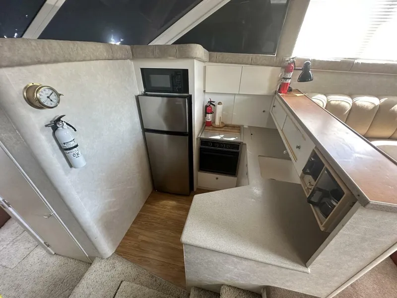 Slide: The Image of Silverton 422 Motor Yacht 1997 - 5784808