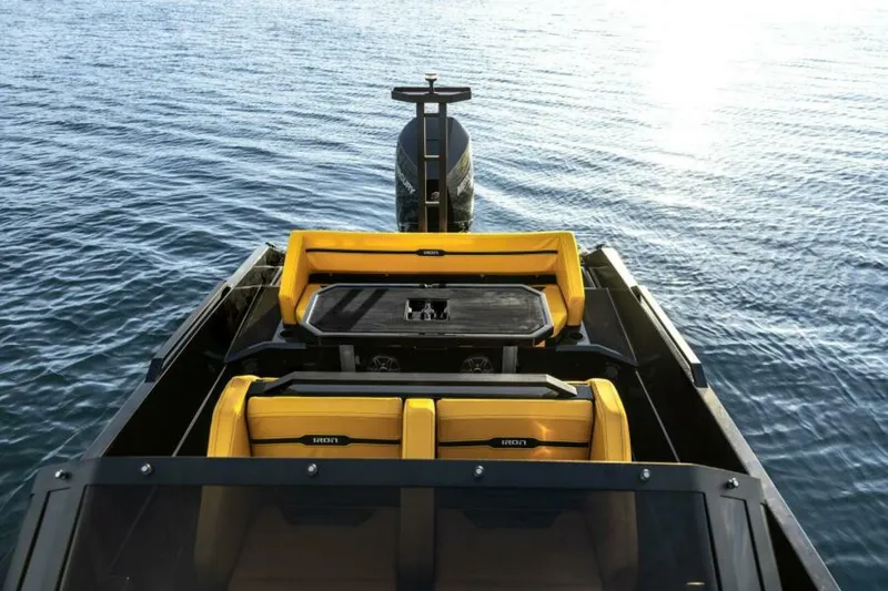 Slide: The Image of Iron 767 T-Top 2026 - 5650161