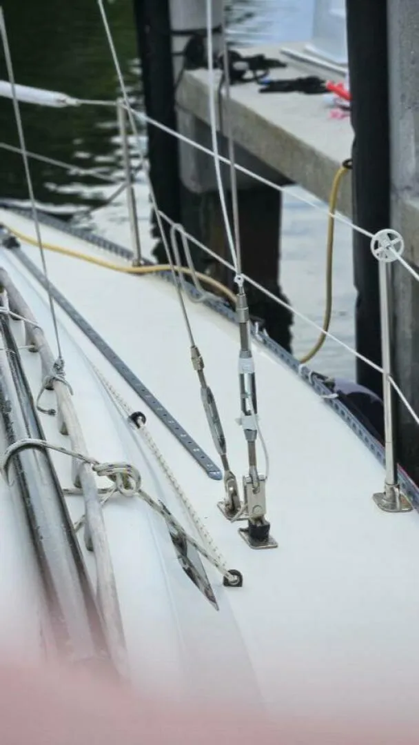 Slide: The Image of Peterson 34 1977 - 5660710