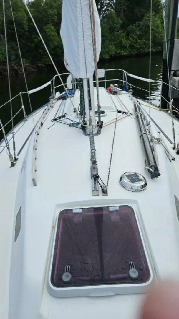 Slide: The Image of Peterson 34 1977 - 5660712