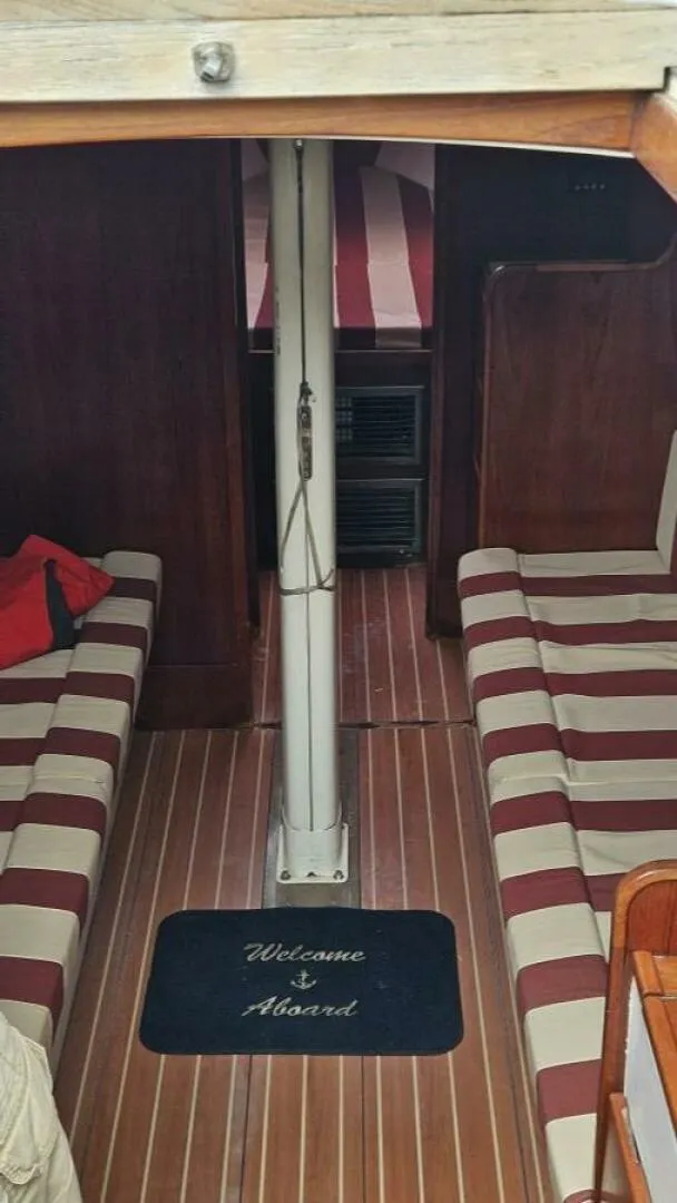 Slide: The Image of Peterson 34 1977 - 5660726