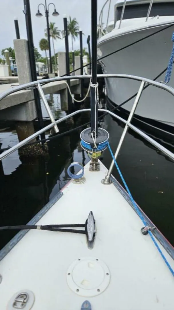 Slide: The Image of Peterson 34 1977 - 5660707