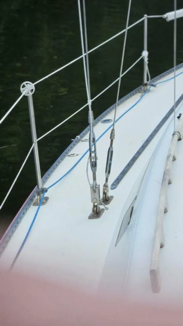 Slide: The Image of Peterson 34 1977 - 5660711