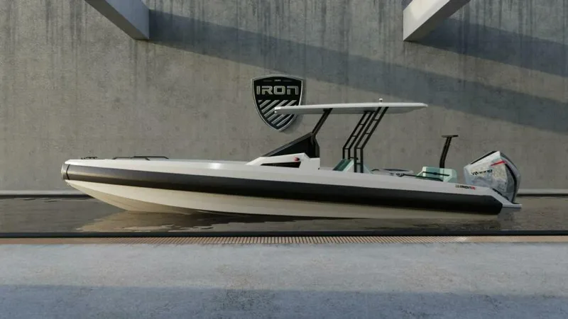 Slide: The Image of Iron 827 T-Top 2026 - 5650251