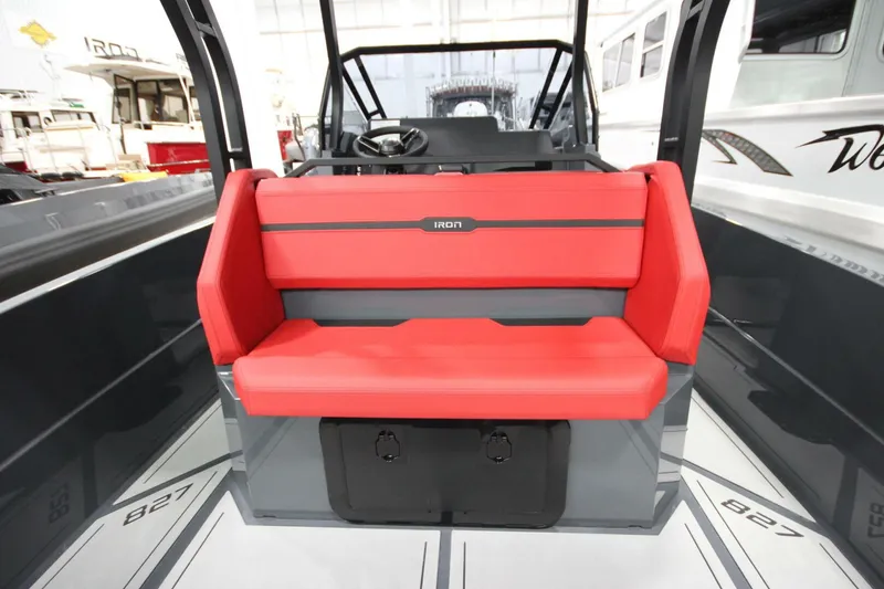 Slide: The Image of Iron 827 T-Top 2026 - 5983412