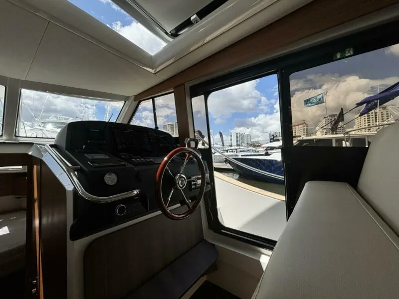 Slide: The Image of Greenline 40 Hybrid 2026 - 5650748