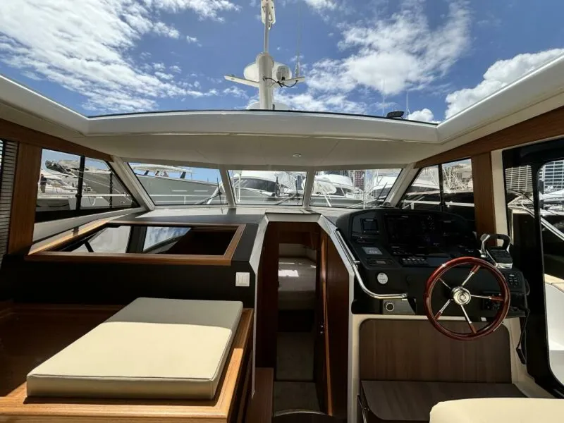 Slide: The Image of Greenline 40 Hybrid 2026 - 5650755