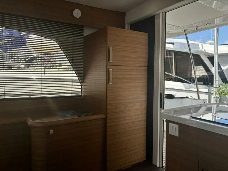 Slide: The Image of Greenline 40 Hybrid 2026 - 5650739