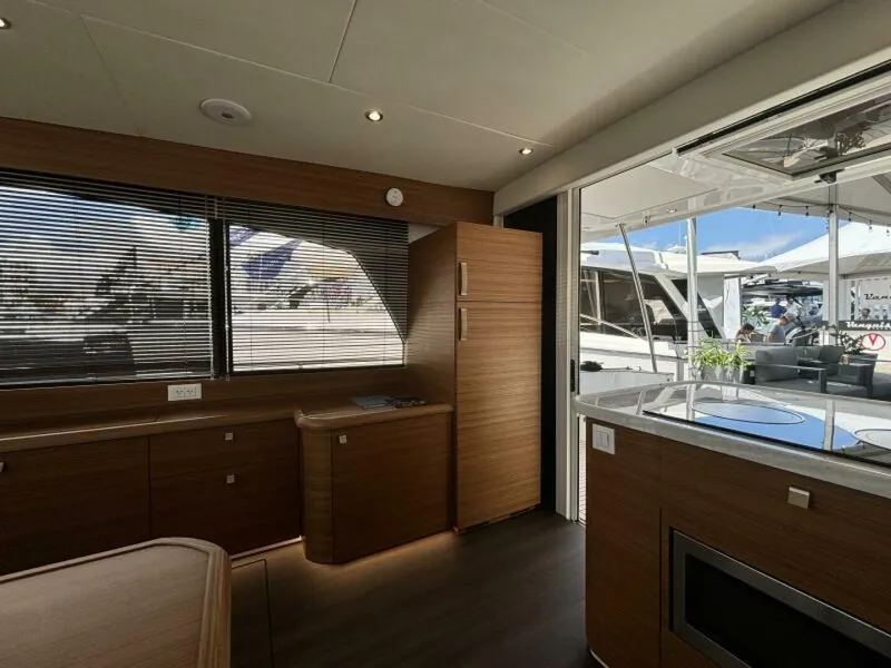 Slide: The Image of Greenline 40 Hybrid 2026 - 5650740