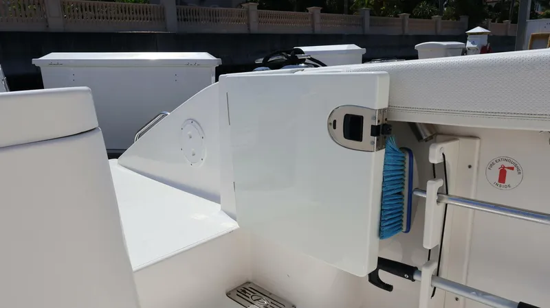 Slide: The Image of Pursuit OS 355 2023 - 5650843