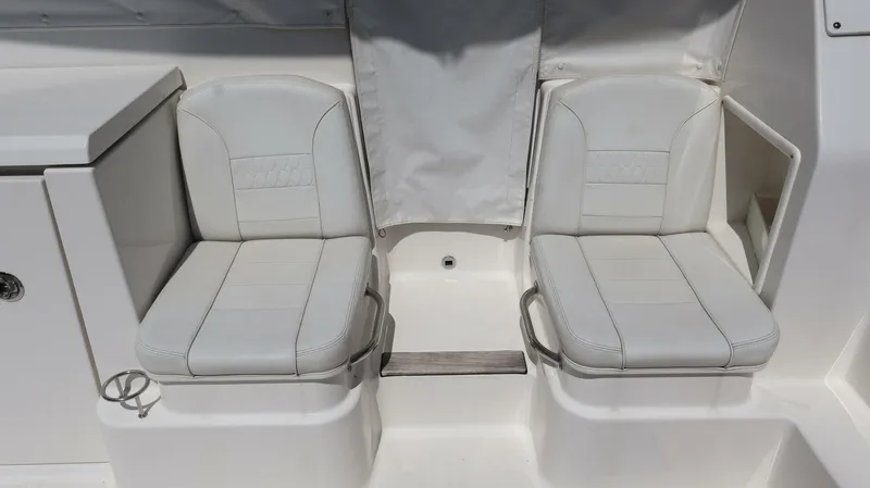 Slide: The Image of Pursuit OS 355 2023 - 5650855