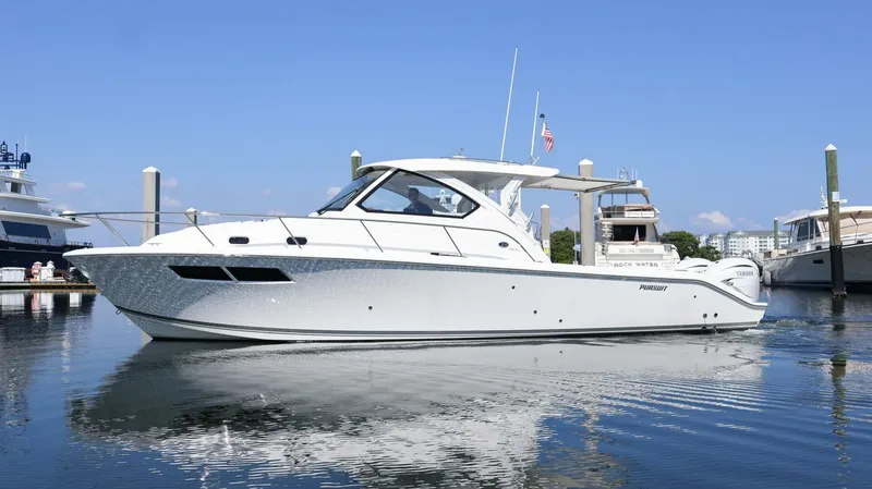 Slide: The Image of Pursuit OS 355 2023 - 5650812