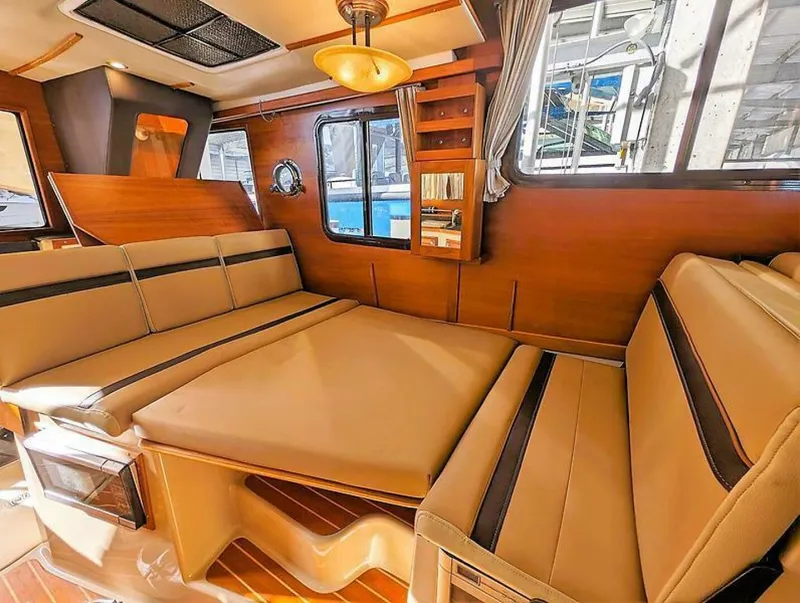 Slide: The Image of Ranger Tug 31 2018 - 5651155