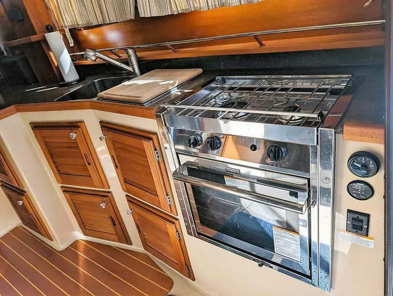 Slide: The Image of Ranger Tug 31 2018 - 5651189