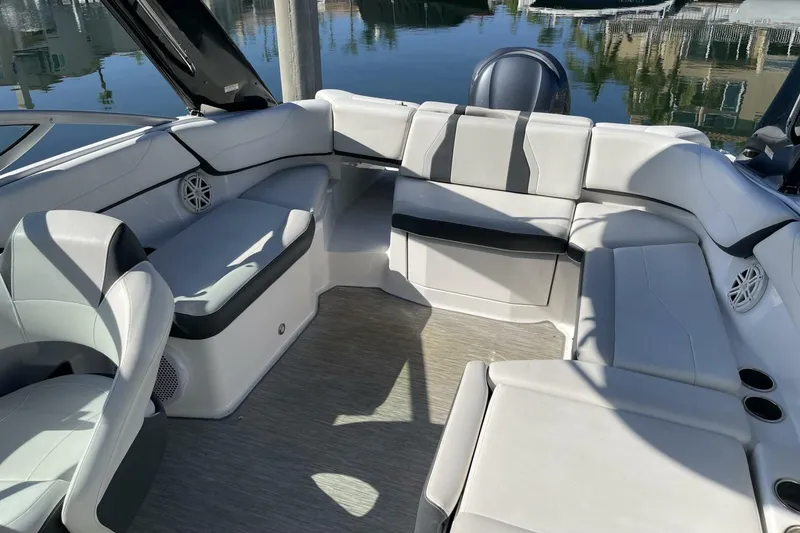 Slide: The Image of Regal 23 OBX 2016 - 5651406