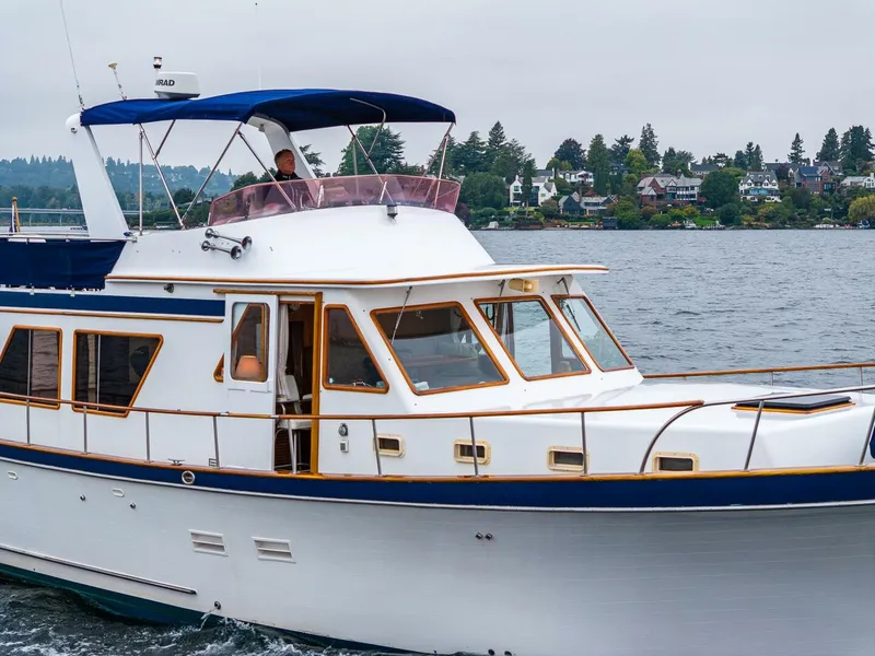 Slide: The Image of CHB Pilothouse 1983 - 5651313