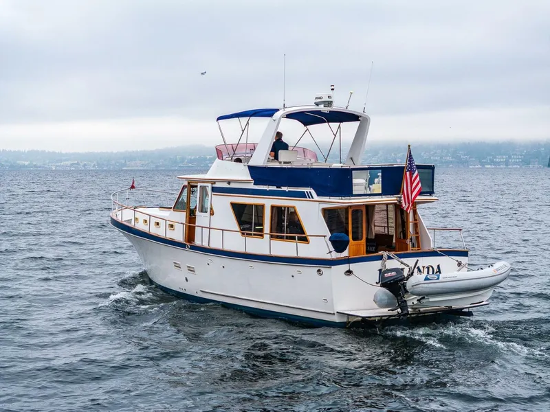 Slide: The Image of CHB Pilothouse 1983 - 5651315