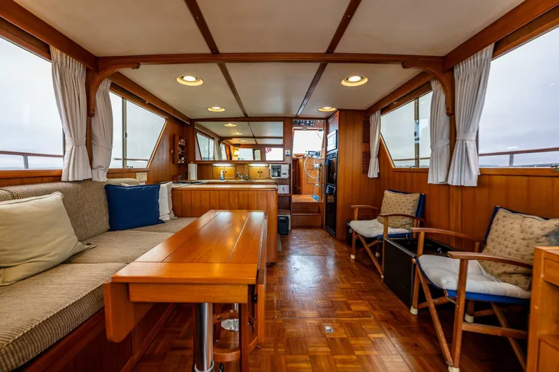 Slide: The Image of CHB Pilothouse 1983 - 5651344