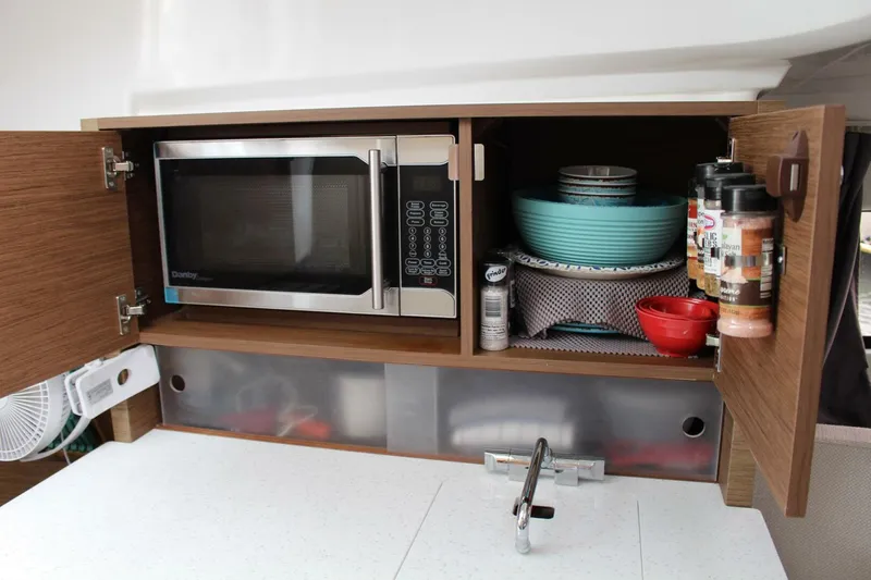 Slide: The Image of Jeanneau Leader 9.0 WA 2021 - 5651530