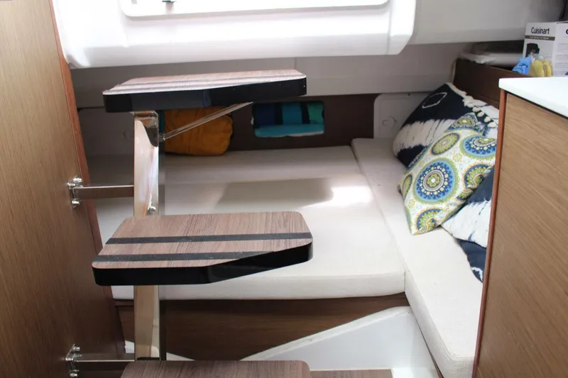 Slide: The Image of Jeanneau Leader 9.0 WA 2021 - 5651528