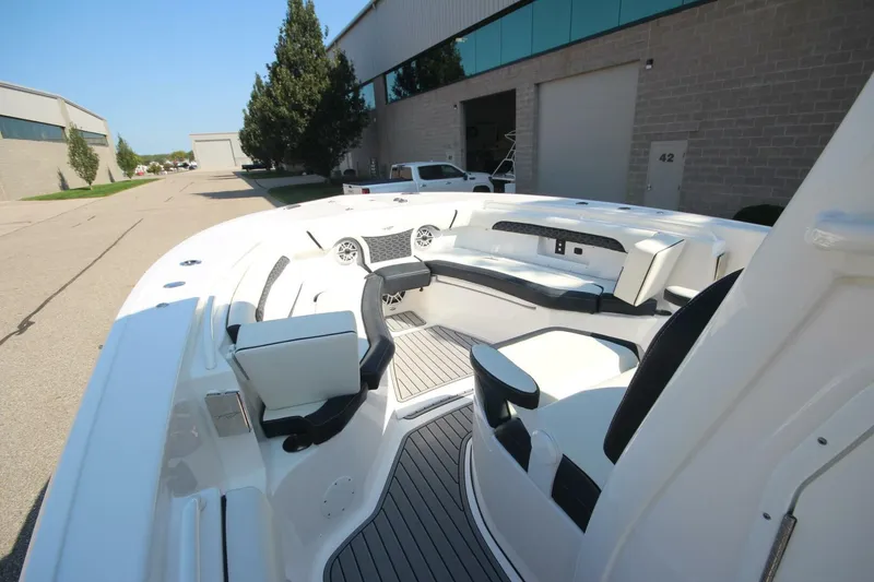 Slide: The Image of Tidewater 272 LXF 2024 - 5651591