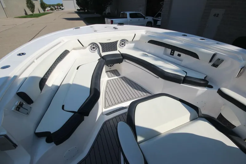 Slide: The Image of Tidewater 272 LXF 2024 - 5651597