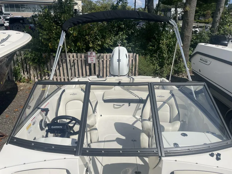 Slide: The Image of Stingray 191 DC 2023 - 5651609