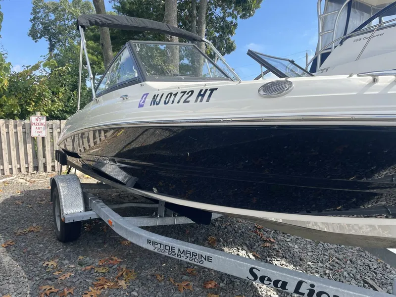 Slide: The Image of Stingray 191 DC 2023 - 5651590