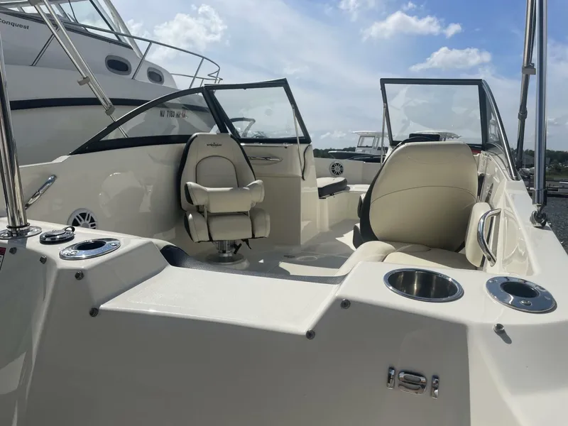 Slide: The Image of Stingray 191 DC 2023 - 5651599