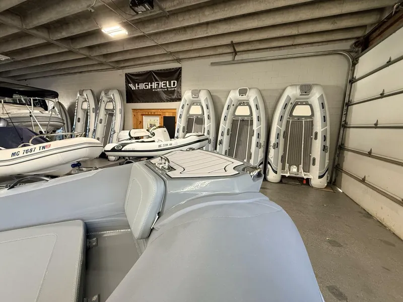 Slide: The Image of Highfield Classic 400 Hypalon 2026 - 5791464