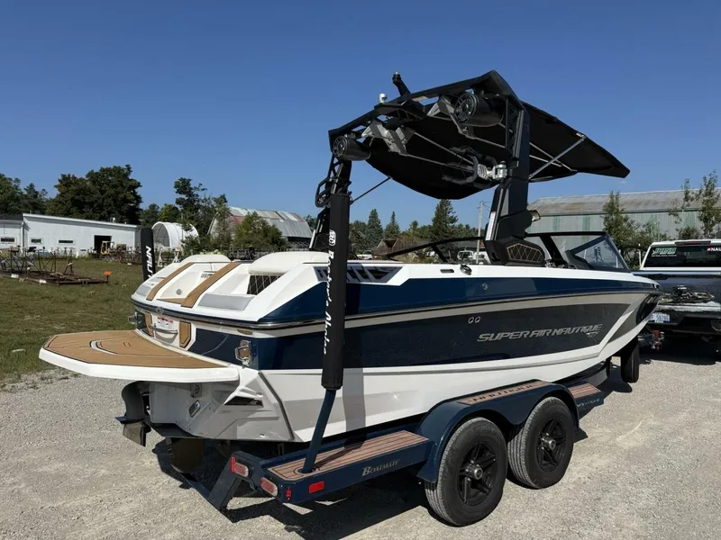 Slide: The Image of Nautique GS20 2022 - 5652477
