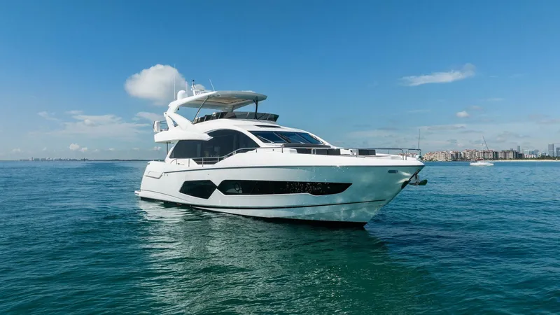Slide: The Image of Sunseeker 76 Yacht 2018 - 5661066